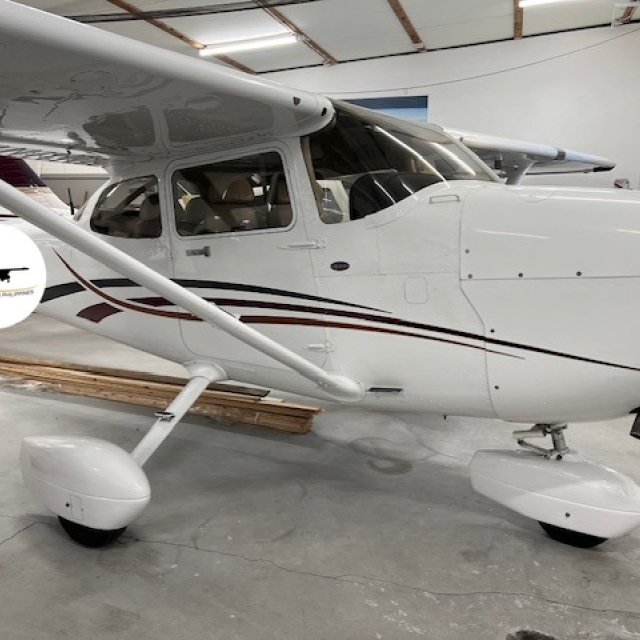 SOLD! IMPORTED FROM EUROPE. 2006 Cessna 172 S "SKYHAWK"