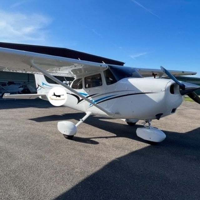 2013 Cessna 172 S "SKYHAWK"  for IMPORT (EUROPE)